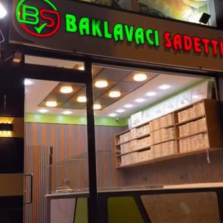 Baklavacı Sadettin Usta'da Müşteriye Kötü Davranıyorlar