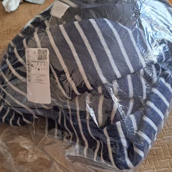 DeFacto Pijama Baştan Savma Paketlenmiş, Kullanılmış Ve Etiketten Zedelenmiş