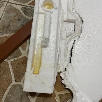 Regal Bulaşık Makinesi İlk Kullanımda Sarı Su Sızıntısı Ve Kurutma Sorunu Yaşadı!