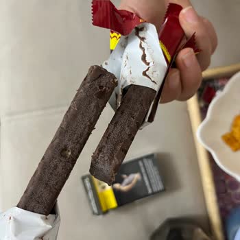 Ülker Çikolatalı Gofrette Küflenme Sorunu Tüketici Sağlığını Tehdit Ediyor