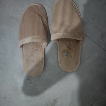 Moda Bulvarı'ndan Aldığım Tüm Terlikler Yırtık Çıktı, Mağduriyetim Giderilmiyor