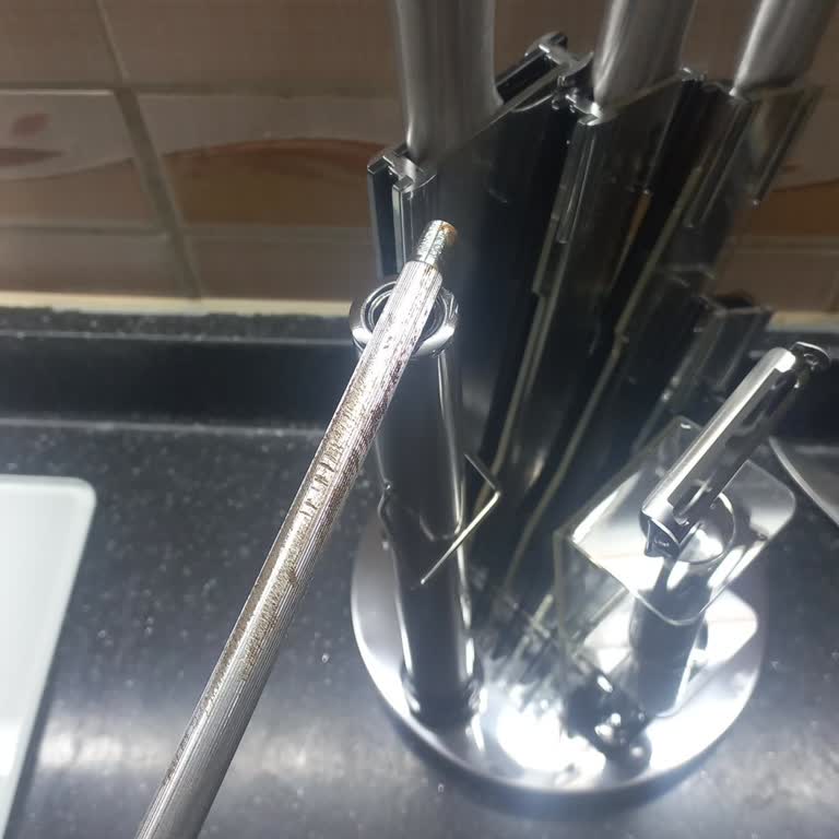 Karaca Bıçak Setinde Tekrarlayan Paslanma Sorunu Güvenimi Sarsıyor