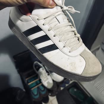 Deichmann’da Satın Aldığım Adidas Ayakkabısının Kalıp Sorunu Ve İç Astar Yırtılması