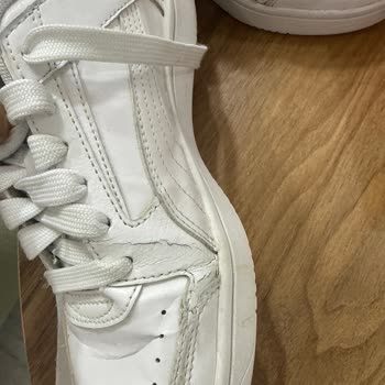 In Street Ayakkabının Kısa Sürede Açılması Ve Deri Yırtılması Nedeniyle Değişim Veya İade Talebi