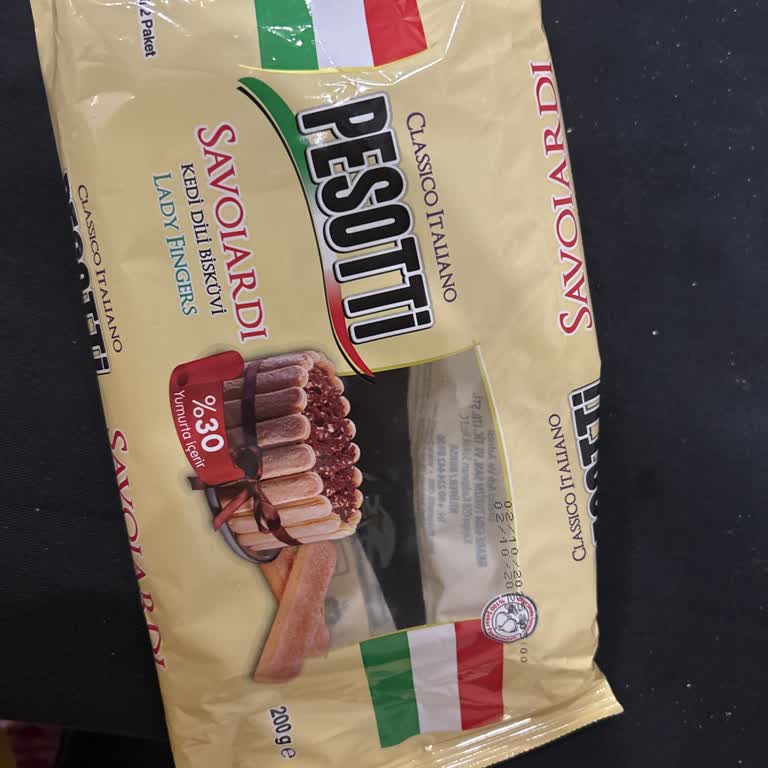 Pesotti Kedi Dili Bisküvi Kalitesiz, Tatlım Yumuşamadı Ve İade Talebim Var