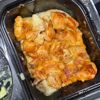 Tavuk Dünyası'nda Bozulmuş Tavuk Ve Kötü Koku: İade Ve Denetim Talebi