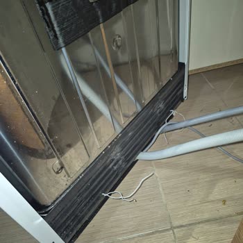 Arçelik Servisindeki Özensiz Kurulum Ve E02 Hatası Nedeniyle İade Talebi