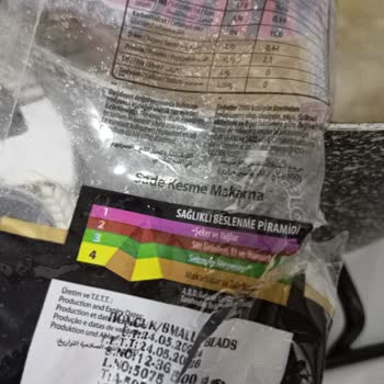 Oba Makarna’nın Minik Düdük Makarna Paketi Kurtlu Çıktı, Sağlık Endişesi Oluşturuyor