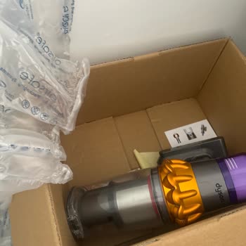 Dyson V15 Şarj Aleti Eksik Geri Döndü Hayal Kırıklığı Ve Ücretsiz Değişim Talebi
