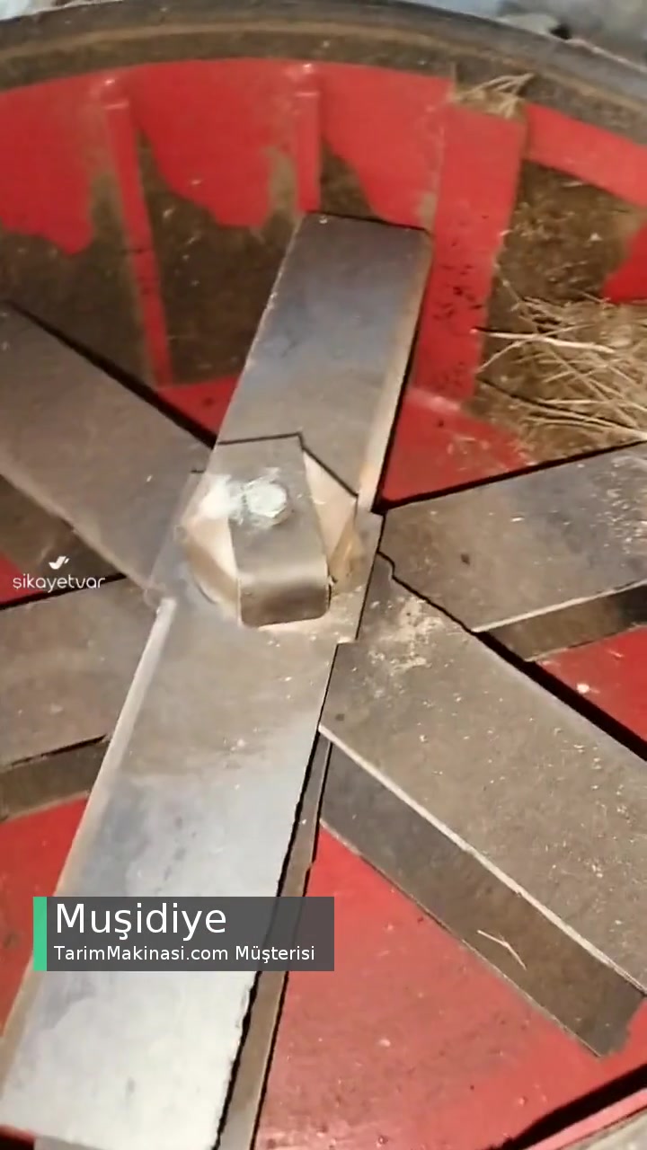 Tarimmakinasi.com 220 Volt Sap Saman Makinesi Mağduriyeti! videonun kapak resmi