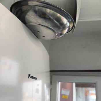 Doğalgaz Borulu Balkon İşinde Güvenlik Sorunu Ve Tamamlanmayan Çalışma