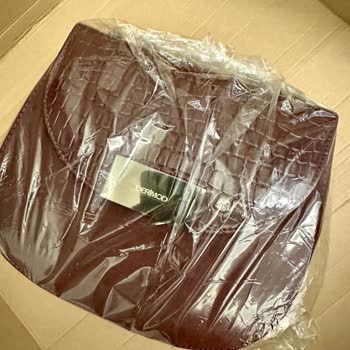 Derimod'dan Gelen Hasarlı Ayakkabı Ve Çanta, Özensiz Paketleme!