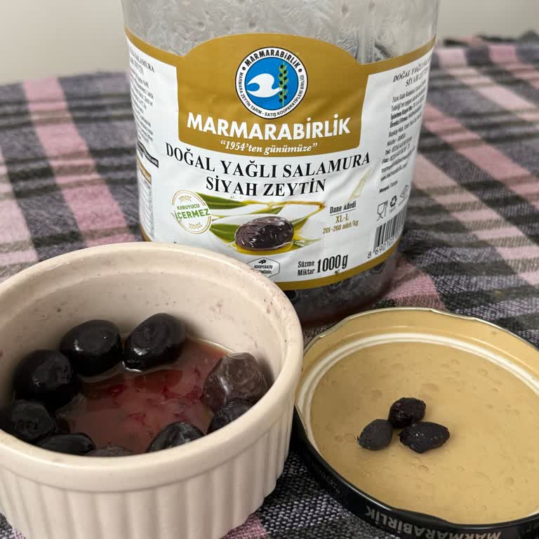 MarmaraBirlik Doğal Zeytinlerde Boya Akar Gibi Renk Çıktığı Sağlık Korkusu