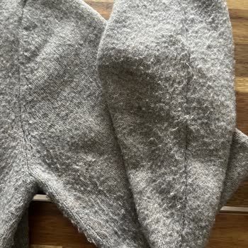 Pull & Bear Hırkasında Hızlı Tüylenme Sorunu