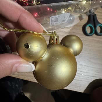 Kusurlu Yılbaşı Süs Paketi Ve İade Sürecindeki Sorunlar