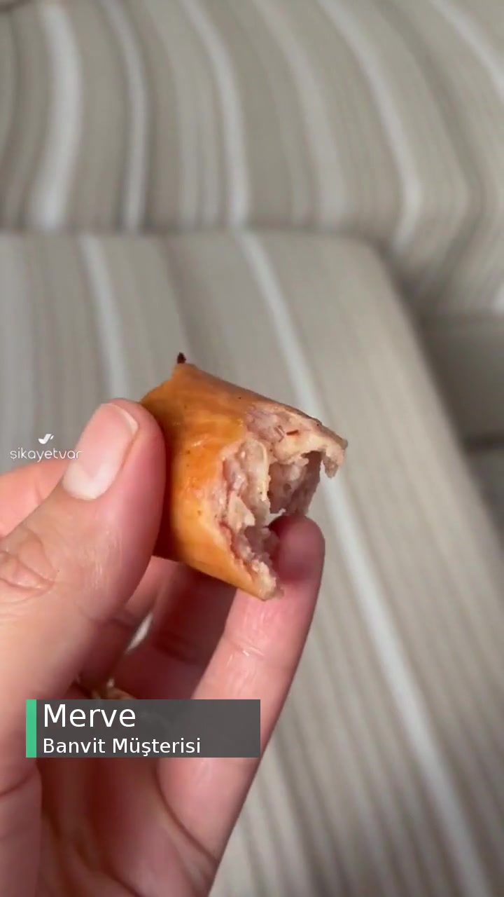 Banvit Sosisin İçinden Çıkan! videonun kapak resmi