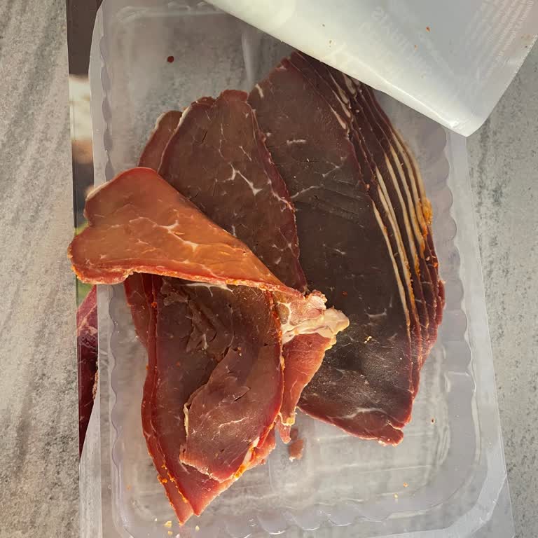 Koop Market Bozuk Pastırma Satışı Ve İade Reddi, Müşteri Mağduriyeti