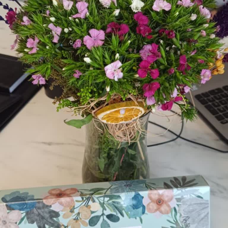 Çiçek Buketinde Görsel Ve Gerçek İçerik Arasındaki Belirgin Uyuşmazlık Ve Tam İade Talebi