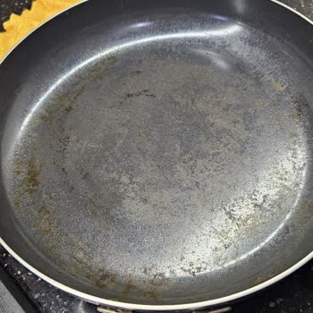 Yanmaz Ve Yapışmaz Olmayan Greenpan Büyük Tava İçin Değişim Ve İade Talebi