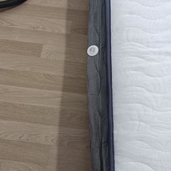Epttavm'den Hasarlı Ve Şekilsiz Yatak, Baza Yırtık Ve Tutanaksız Teslimat