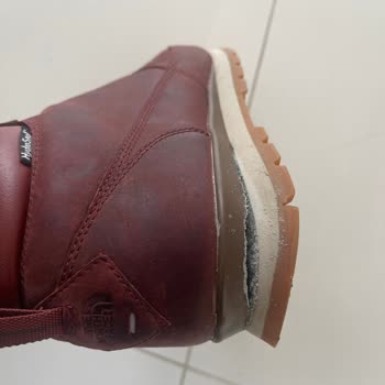 The North Face Botunun Tabanı On Beş Kez Kullanımdan Sonra Dağıldı