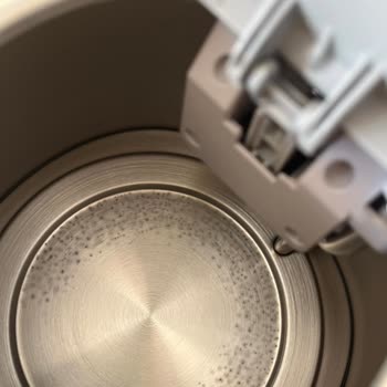 Tek Kullanımda Pas Lekeli Smeg Kettle İçin Ücret İadesi Talebi