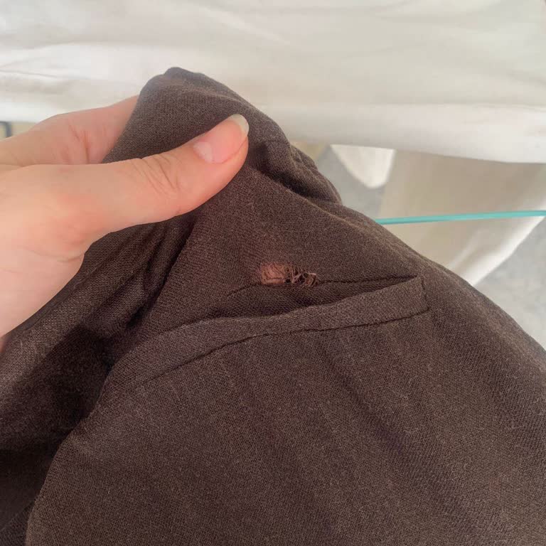 Nocturne Emaar AVM Şubesinde Keten Pantolonun İlk Giyişte Sökülmesi Ve İade Reddi