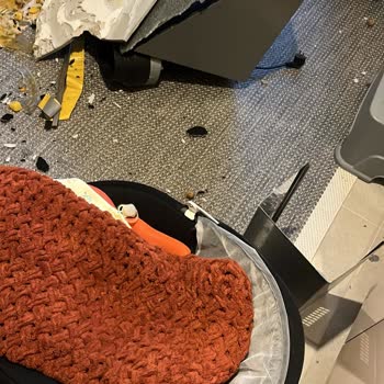 Polat Otomotiv (Volkswagen) Yüklenici Firma İşinde İlgisiz Kalıyor