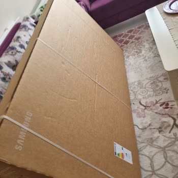 Samsung 70\" TV'nin Ekranı Kırık Çıktı, İade Ve Değişim Talebi