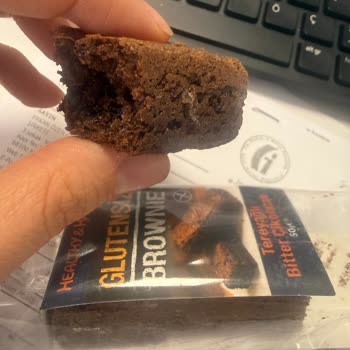Glutensiz Brownie’de Tüy Bulunması Ve İade Talebi