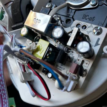 Bebek Odasında Yangın Ve Elektrik Çarpması Riski Taşıyan Nemlendiricinin Tam İadesi Talebi