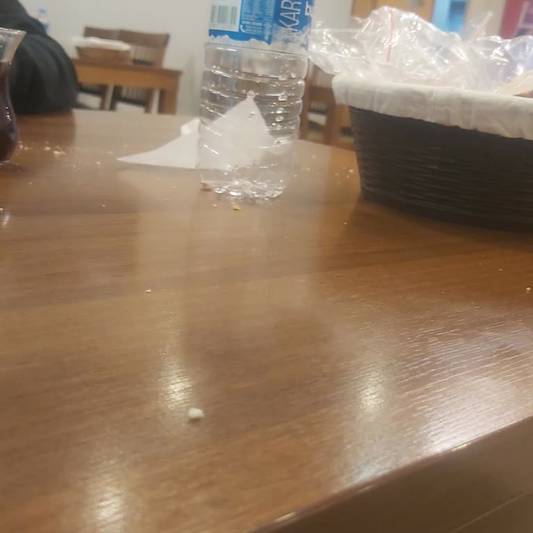 Çınar Restaurant Fiyat Tutarsızlığı Ve Hijyen Eksikliği