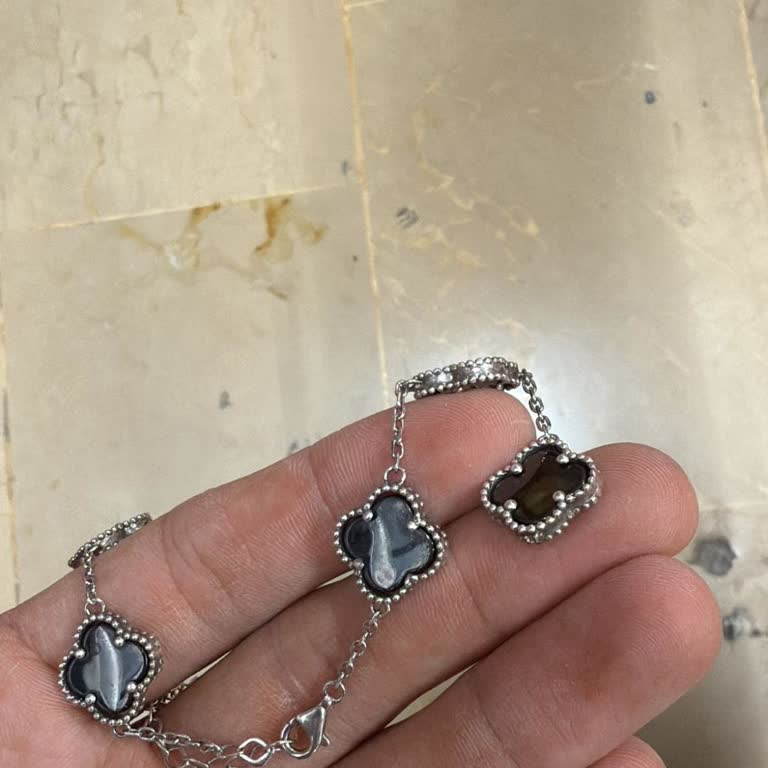 Elif Gümüş Saat Aldığımız Bileklik 1 Ay Sonra Koptu