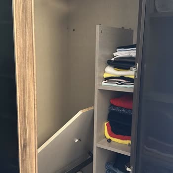 Doğtaş Gardırop Rafı Çöktü, Servis Desteği Sağlanmadı