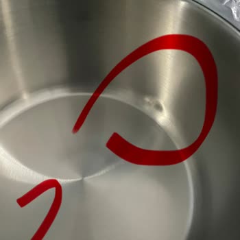 Dişli Tencere Setinde Göçük, Stok Yok Dediği İçin Değişim Talebi Reddedildi