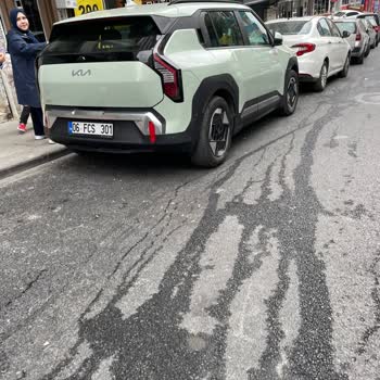 Bayrampaşa Belediyesi Dikkatsizliği Nedeniyle Aracımda Çizik Oluştu