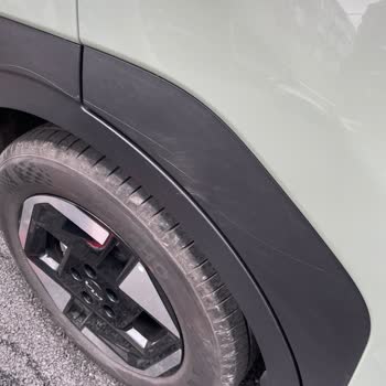 Bayrampaşa Belediyesi Dikkatsizliği Nedeniyle Aracımda Çizik Oluştu