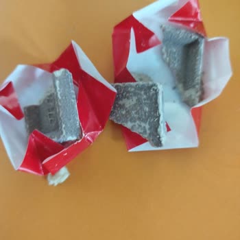 Tarihi Geçmemiş Olmasına Rağmen Bozulan Ülker Sütlü Çikolata