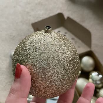 Eksik Ve Ezik Yılbaşı Süsleri Tam Ücret İadesi Talebi