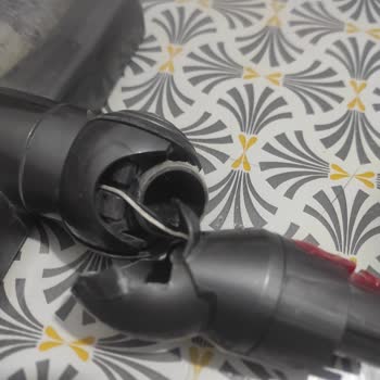 Dyson V10 Süpürge Başlığının Aynı Noktadan Kırılması Ve Garanti Dışı Destek Sorunu