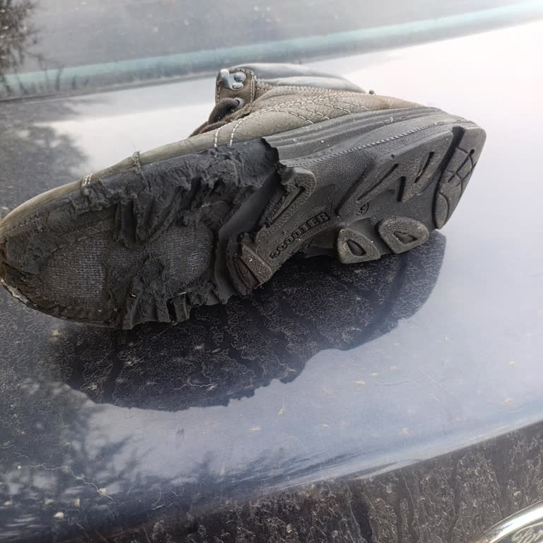 Kısa Sürede Tabanı Parçalanan Scooter Botta Su Sızması