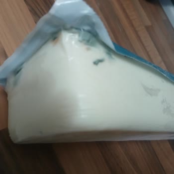 Kapalı Ambalajda Küflenmiş Tost Peyniri Sağlık Tehlikesi