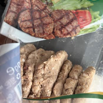 Akçaabat Köfte Rengi Beyaz, Kokusu Rahatsız Edici Ve Tadı Kötü, Sağlık Riski