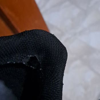 İç Tabanı Yırtılan Ayakkabıya Değişim Talebim Cevapsız