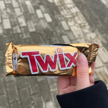 Bursa Nilüfer’de Süresi Dolmuş Twix Çikolatası Satışı Tüketiciyi Tehlikeye Atıyor