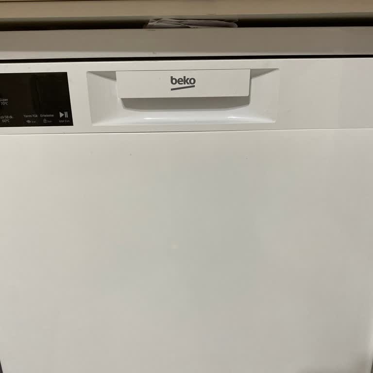 Beko 3043 Bulaşık Makinesinde Tekrarlayan Su Sızıntısı Ve Yetersiz Servis İletişimi