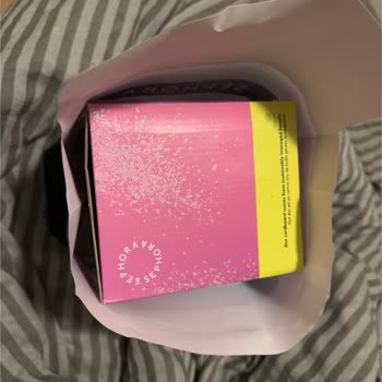 Sephora’nın Küçük Hediye Kutusu Ve Yanlış Basılmış Kartı