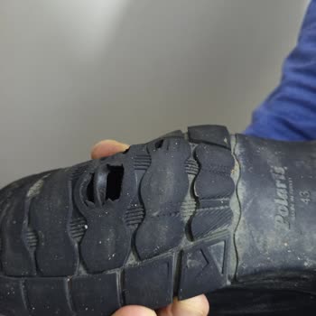 Su Sızdıran Ortopedik Botta Üretim Hatası, Mağaza Müşteri Hatası İddiası