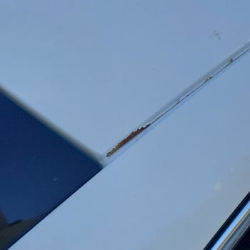 Opel Türkiye'nin Boya Garantisini Reddetmesi Müşteri Güvenini Zedeledi