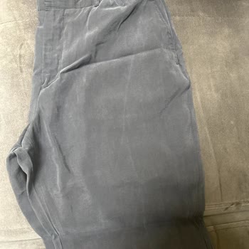 Tek Yıkamada Renk Solması Ve İzler: Pantolon Şikayeti